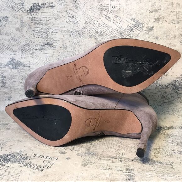 Etienne Aigner suede booties - Picture 11 of 13